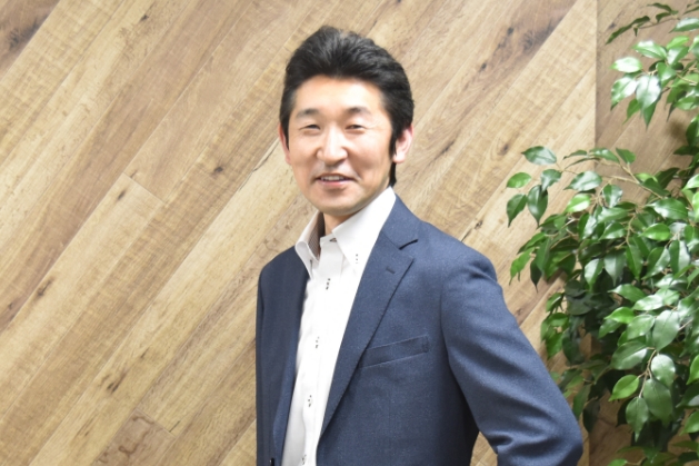 代表取締役社長 山本 哲夫